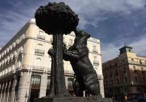 Lee más sobre el artículo La Puerta del Sol de Madrid, el corazón de la ciudad y un punto de encuentro histórico