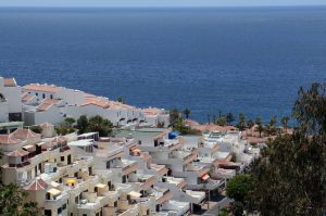 Lee más sobre el artículo De vacaciones a residencia: ¿Cómo es vivir en Tenerife?
